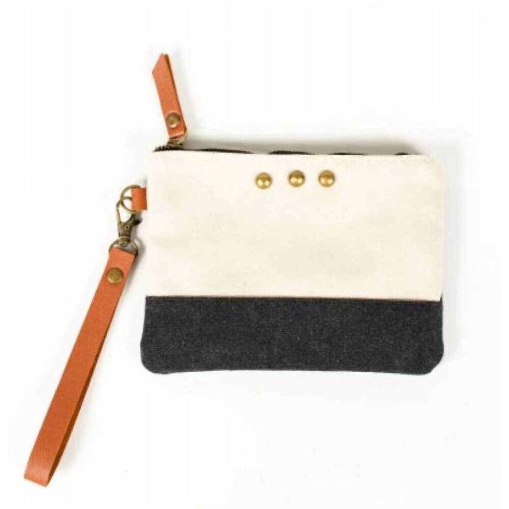 NEW PRETTY SIMPLE women's contrast canvas boho wristlet in black